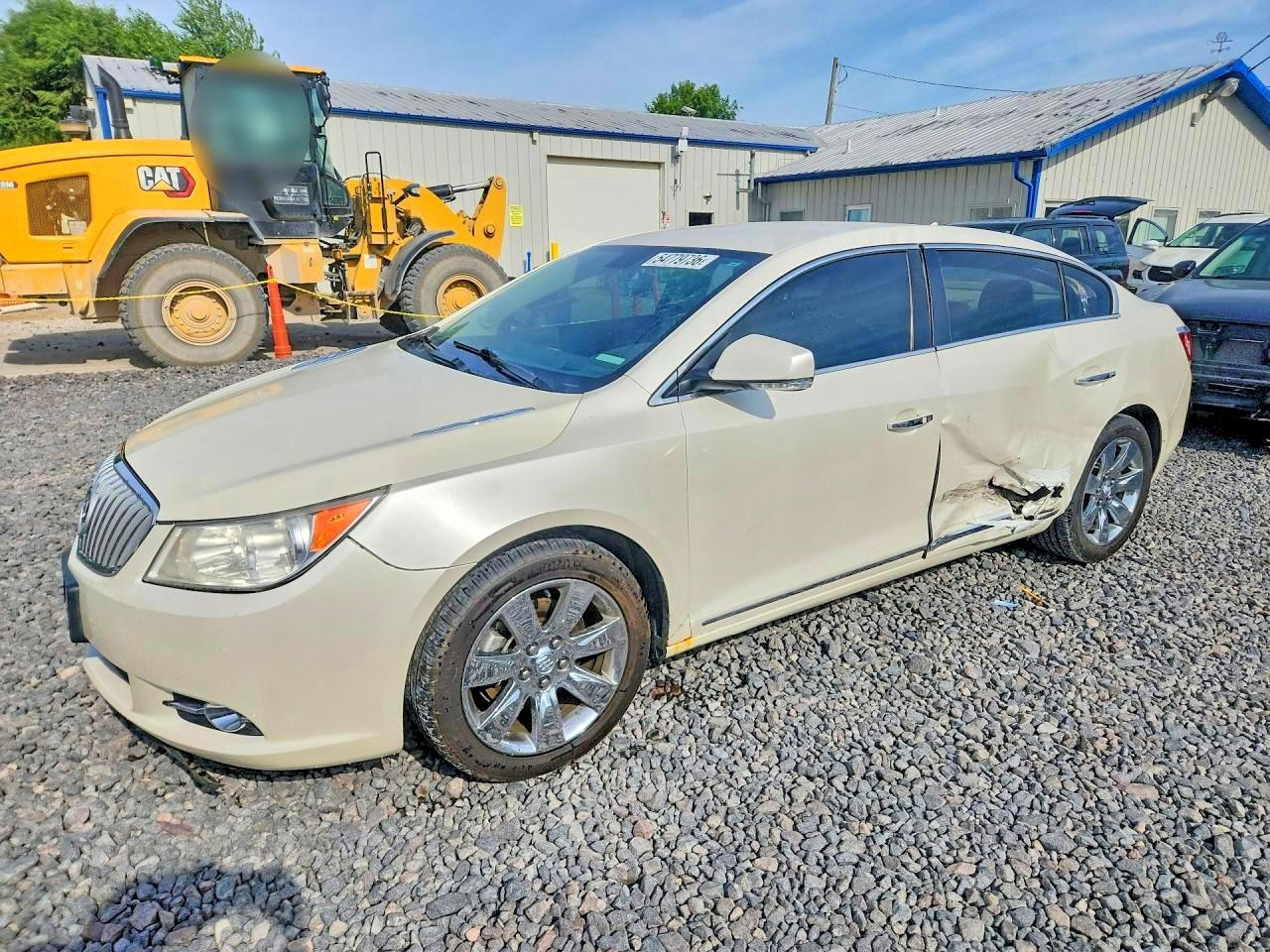 Salvage Buick LaCrosse Image