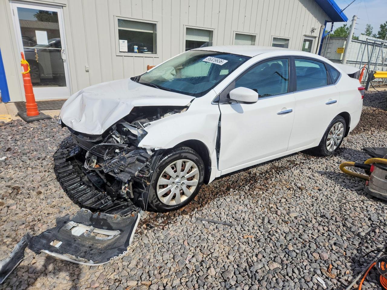 Salvage Nissan Sentra Image