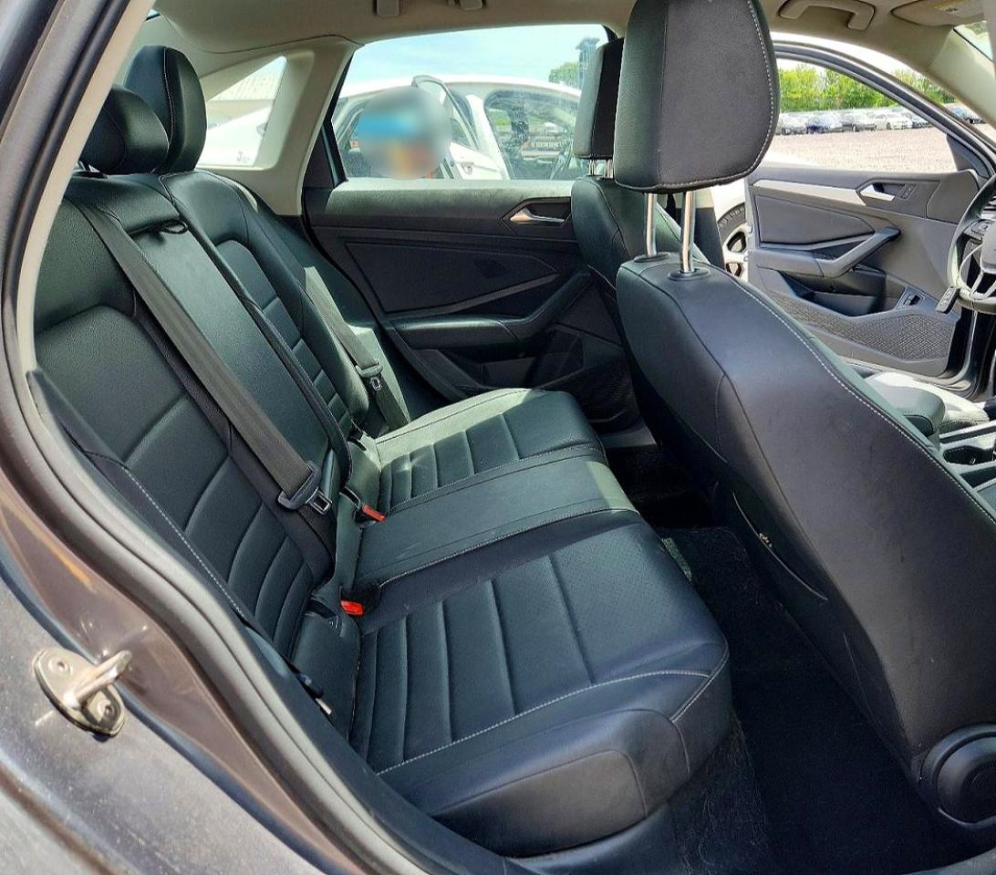 Volkswagen Jetta S