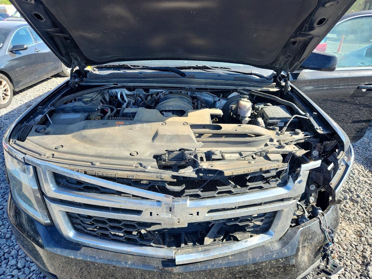 Chevrolet Suburban C1500 Lt