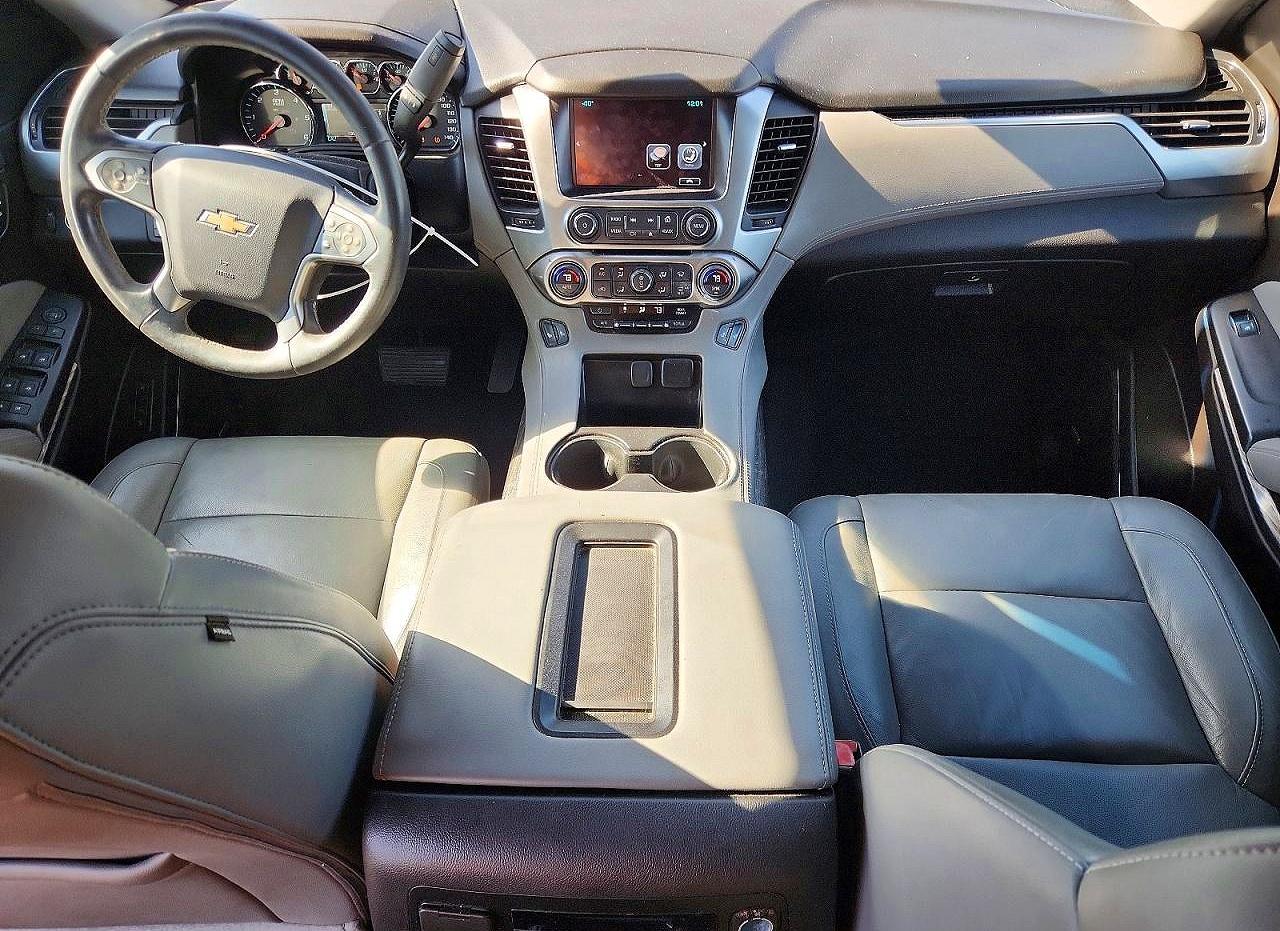 Chevrolet Suburban C1500 Lt