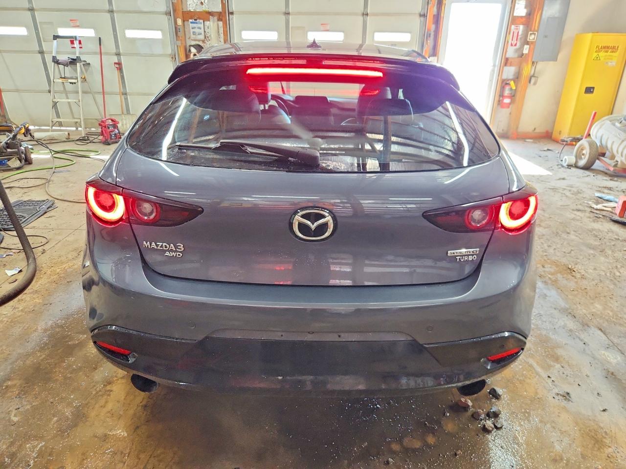 Mazda 3 Premium Plus