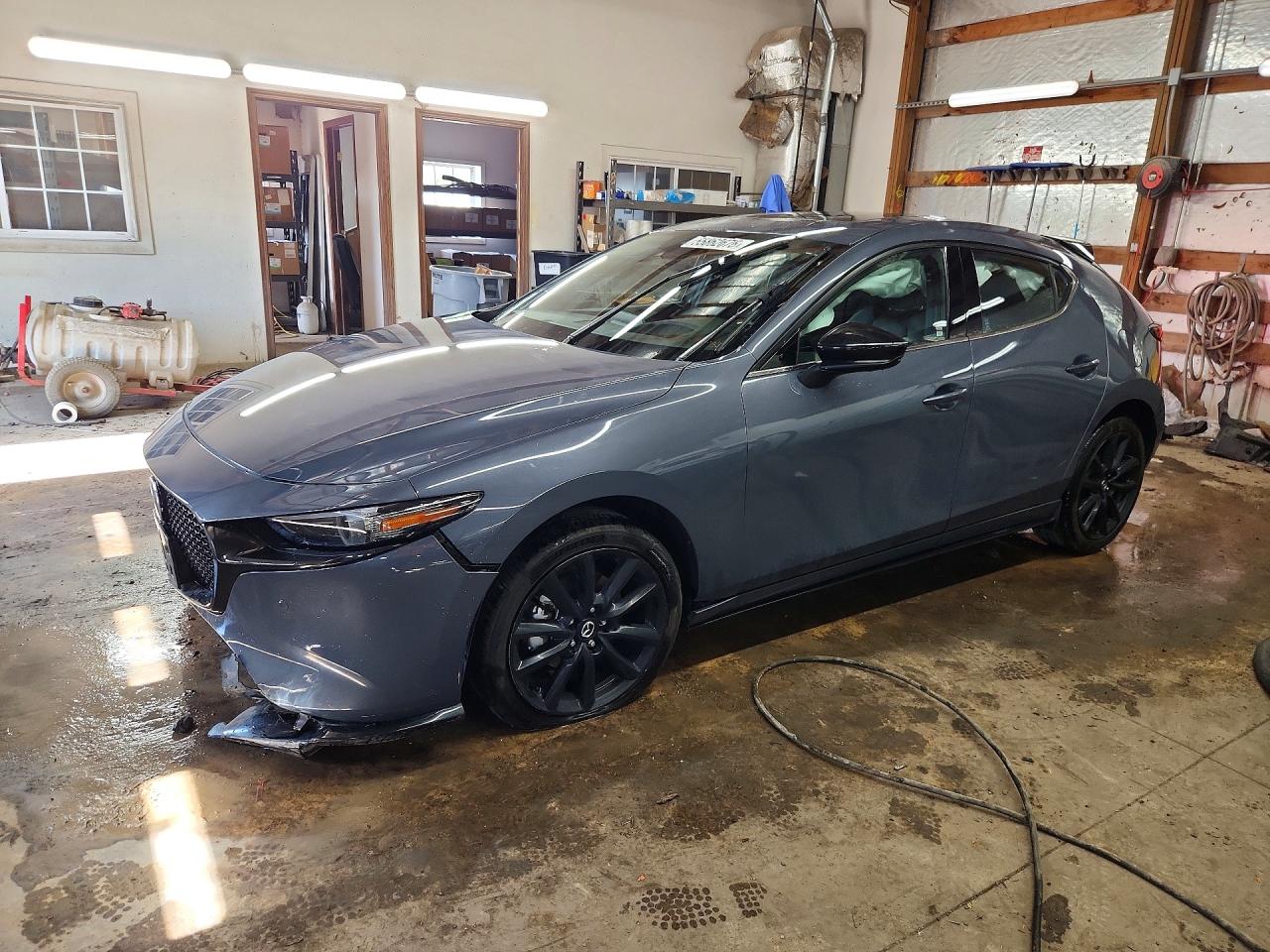 Salvage Mazda 3 Image