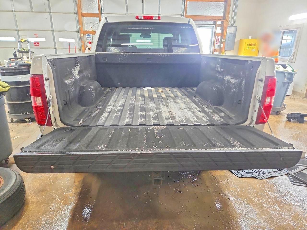 Chevrolet Silverado C1500