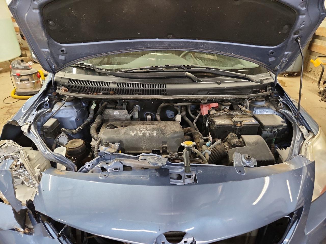 Toyota Yaris Base