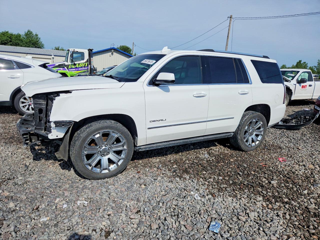 Salvage GMC Yukon Image