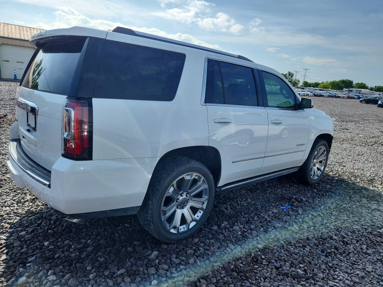 GMC Yukon Denali