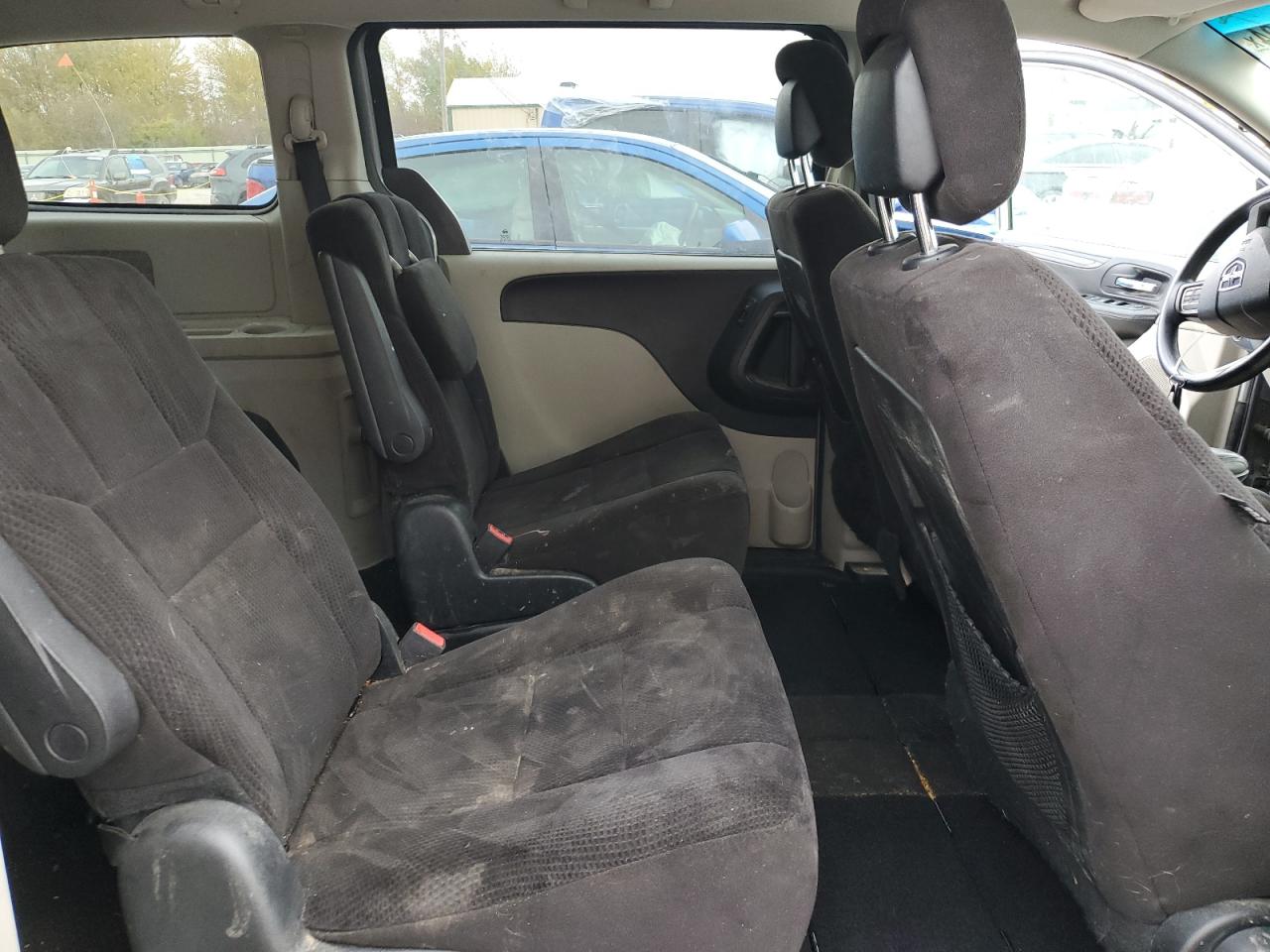 Dodge Caravan Sxt