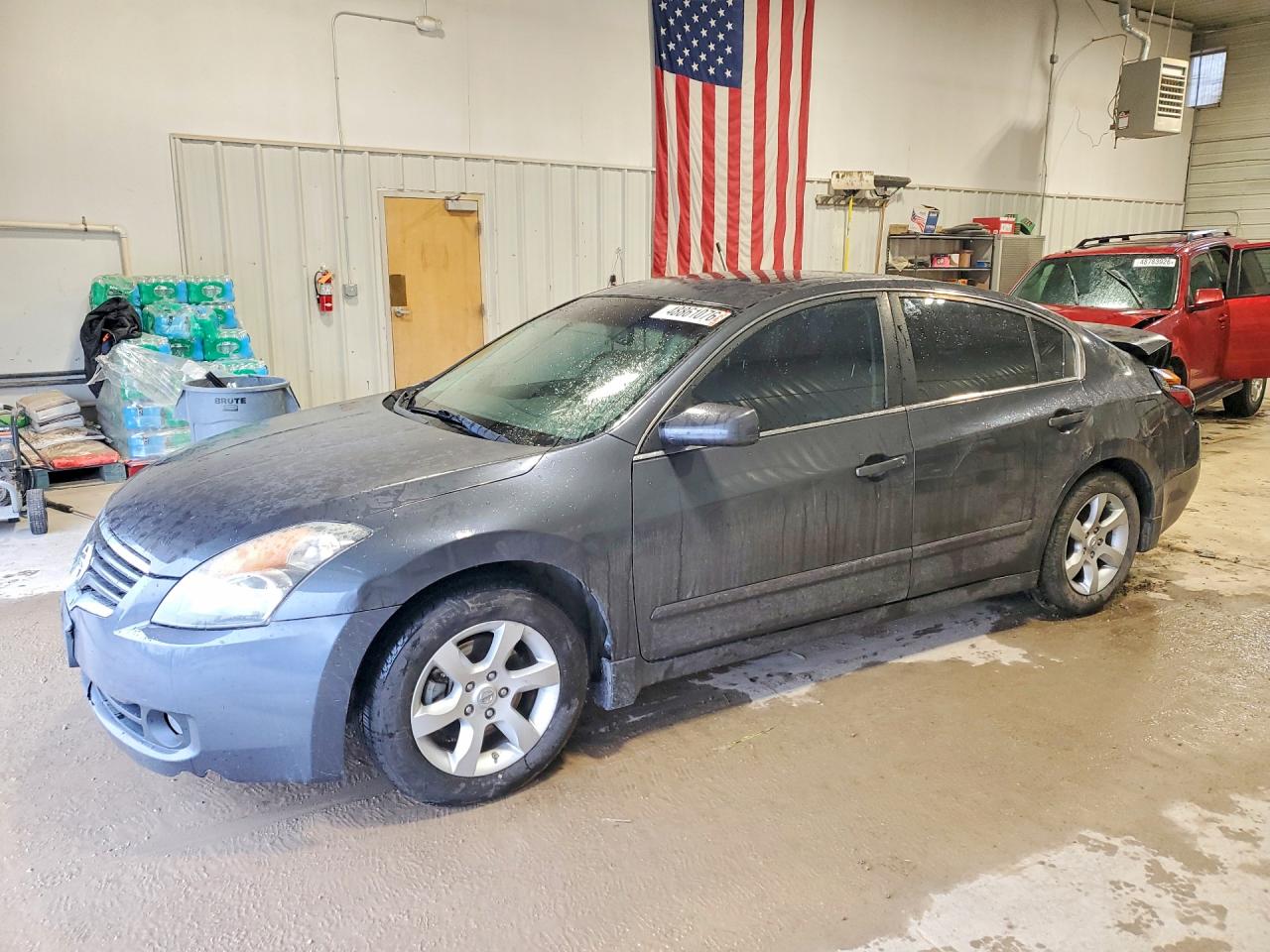 Salvage Nissan Altima Image