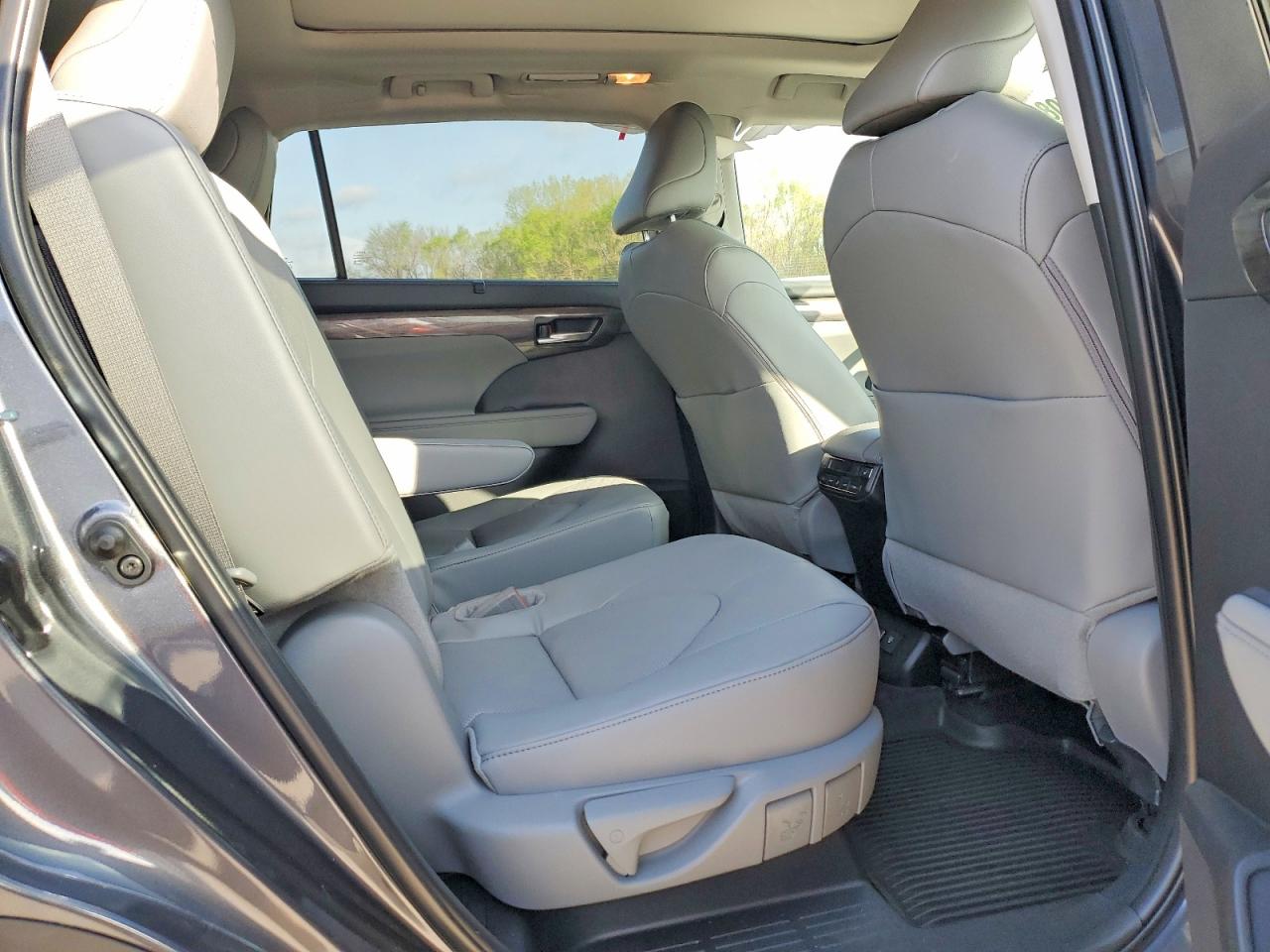 Toyota Highlander Platinum
