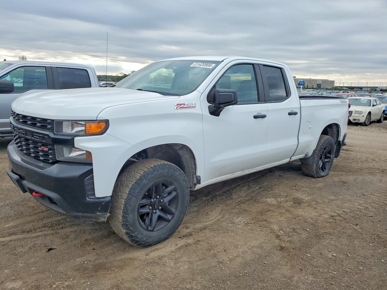Salvage Chevrolet Silverado Image