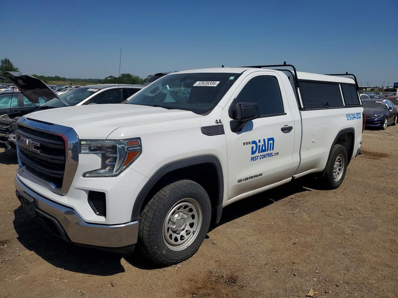 Salvage GMC Sierra Image