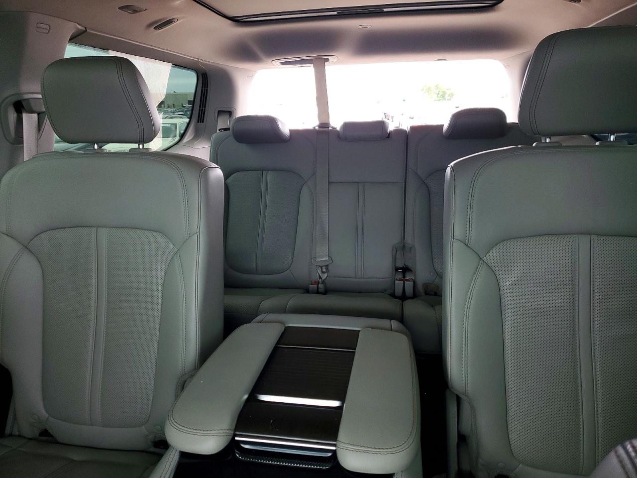 Jeep Grand Wagoneer Series I