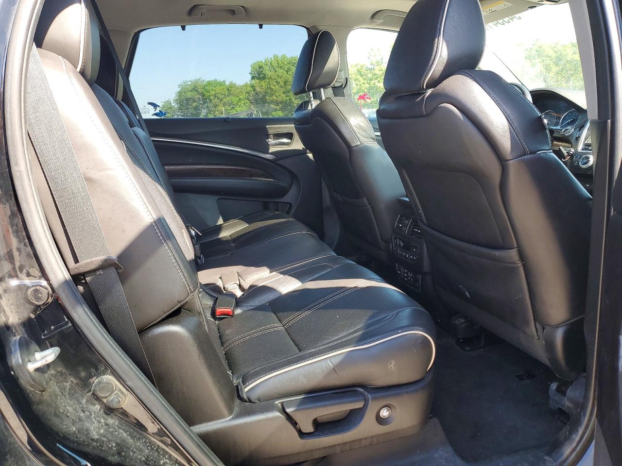 Acura MDX Advance