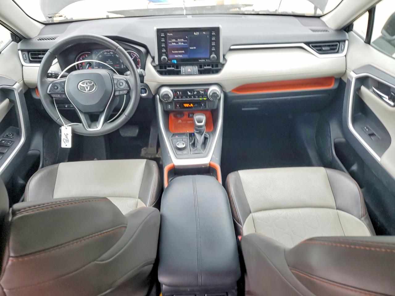 Toyota RAV4 Adventure