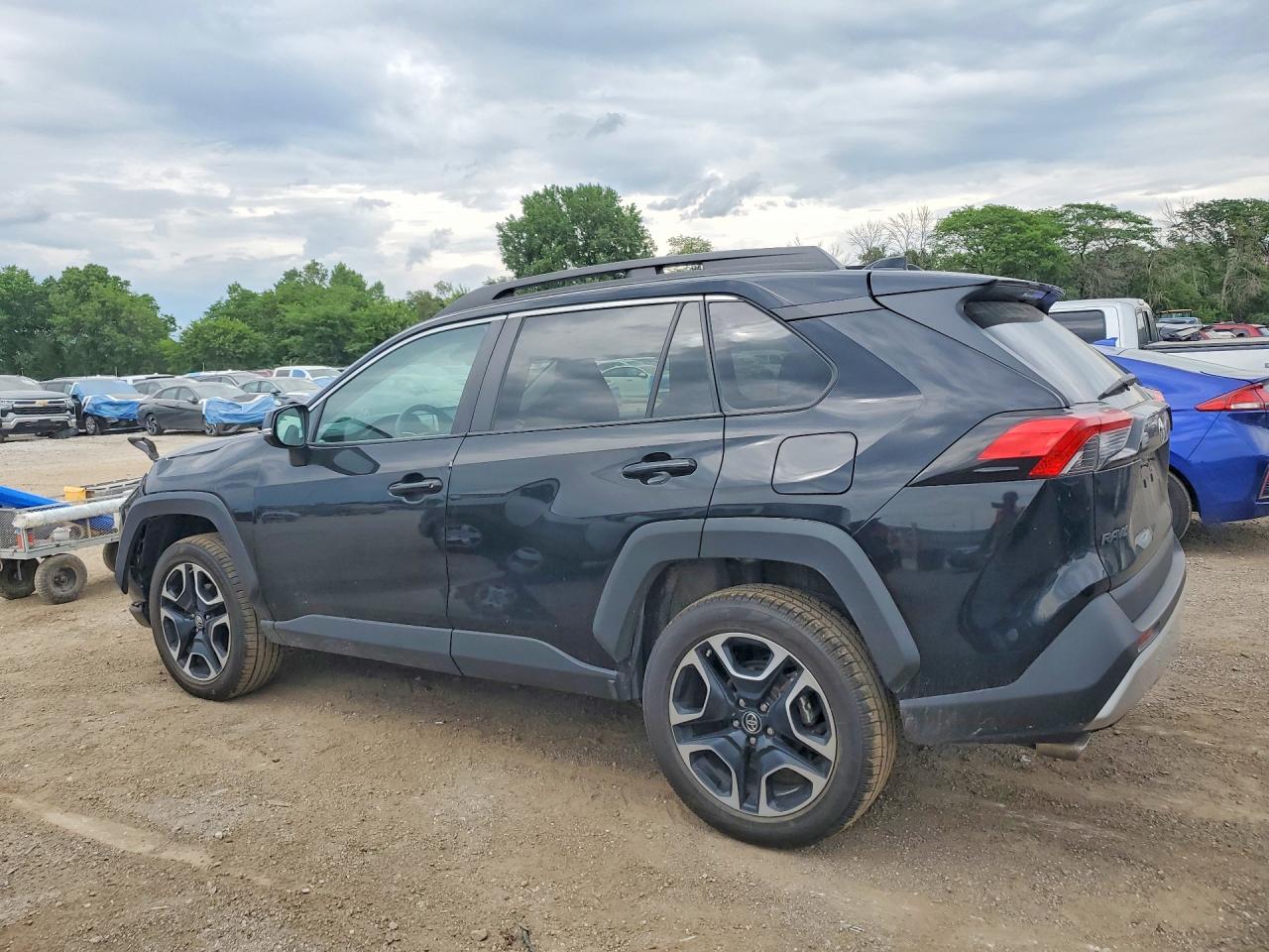 Toyota RAV4 Adventure