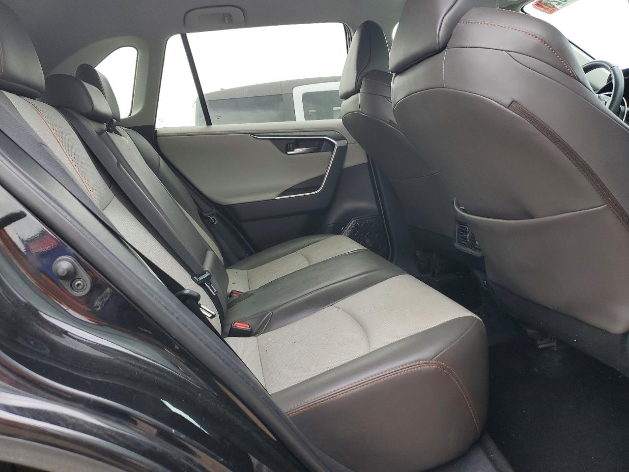 Toyota RAV4 Adventure
