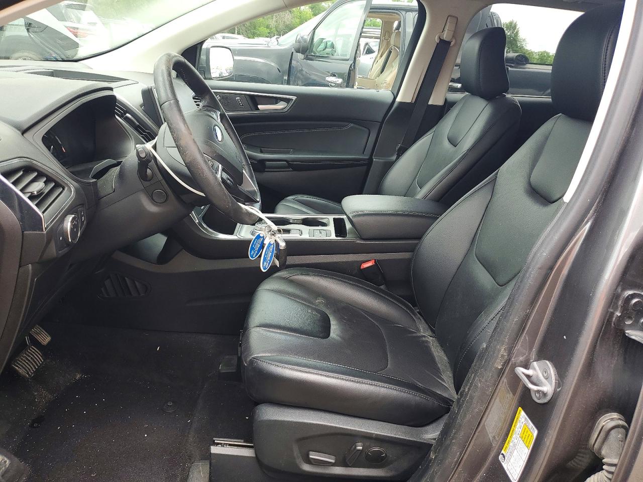 Ford Edge Titanium