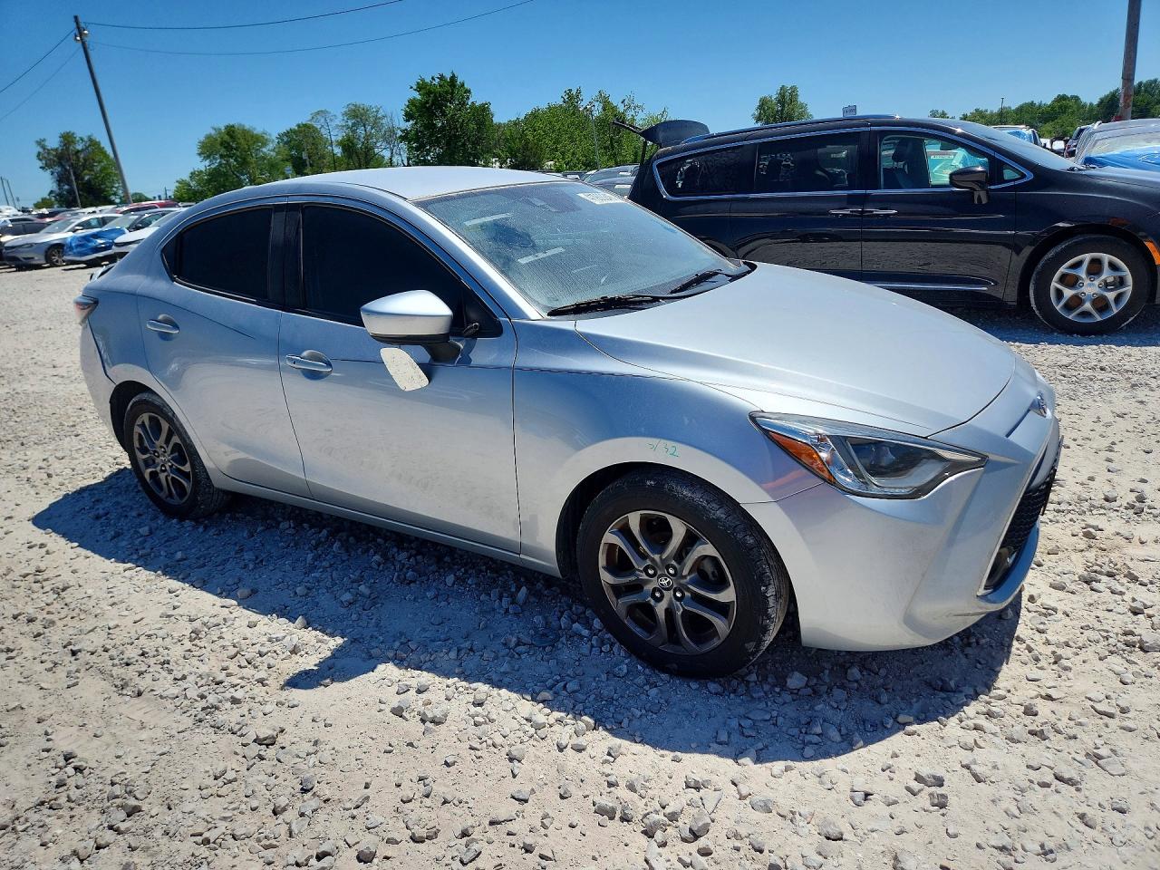 Toyota Yaris Xle