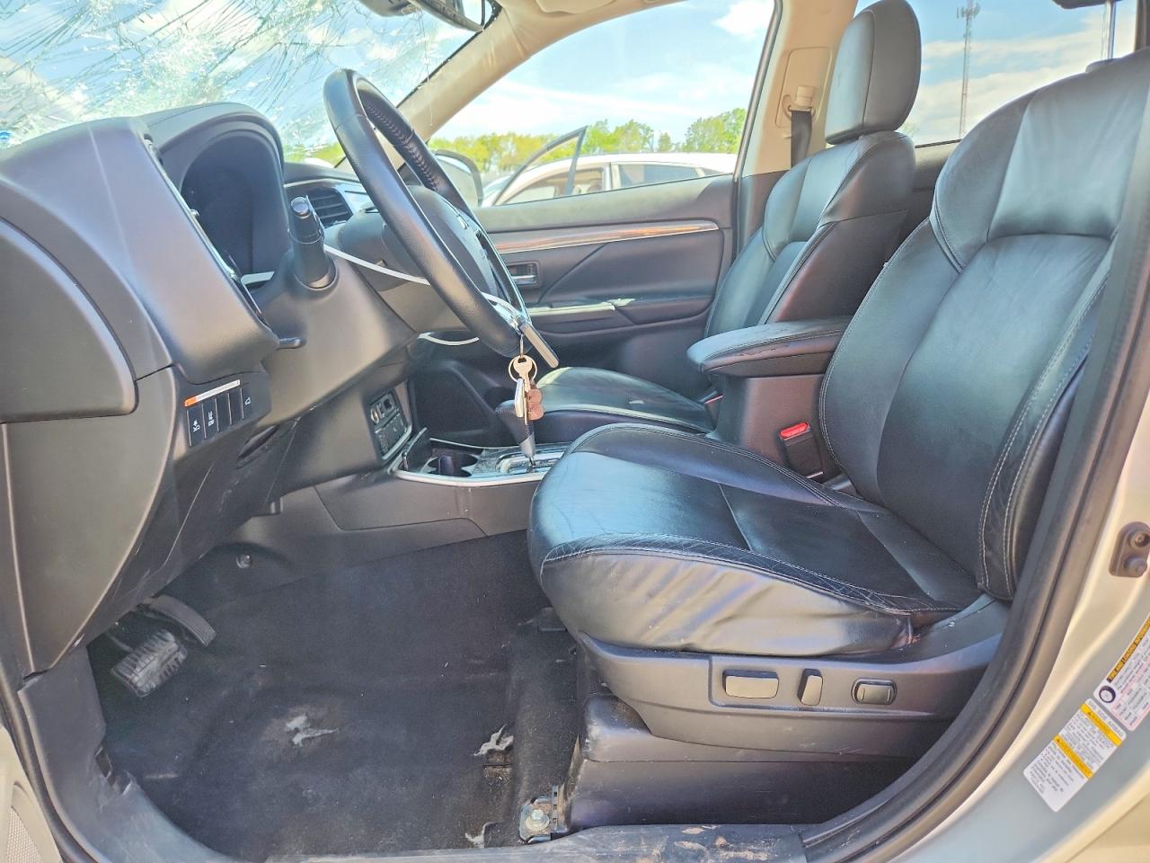 Mitsubishi Outlander Se