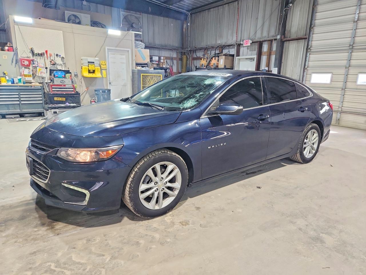 Salvage Chevrolet Malibu Image