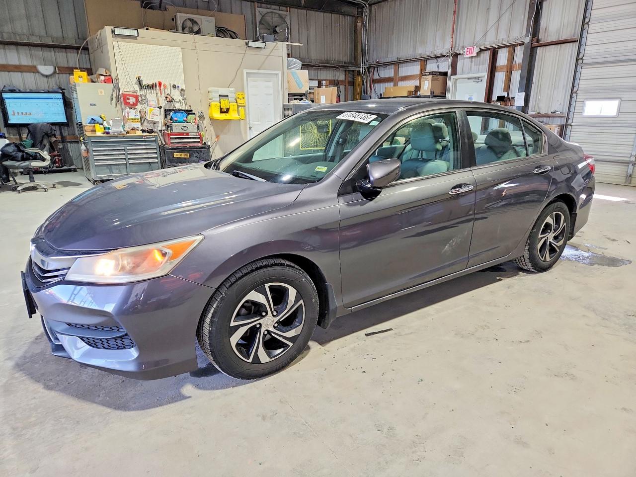 Salvage Honda Accord Image