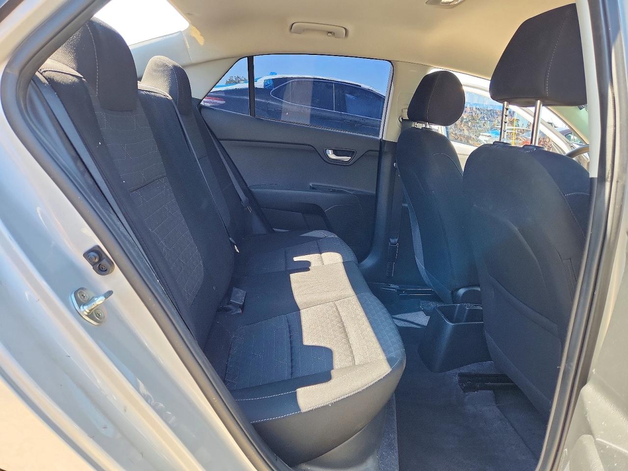 Kia Rio Lx