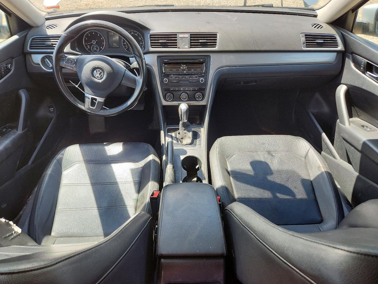 Volkswagen Passat S