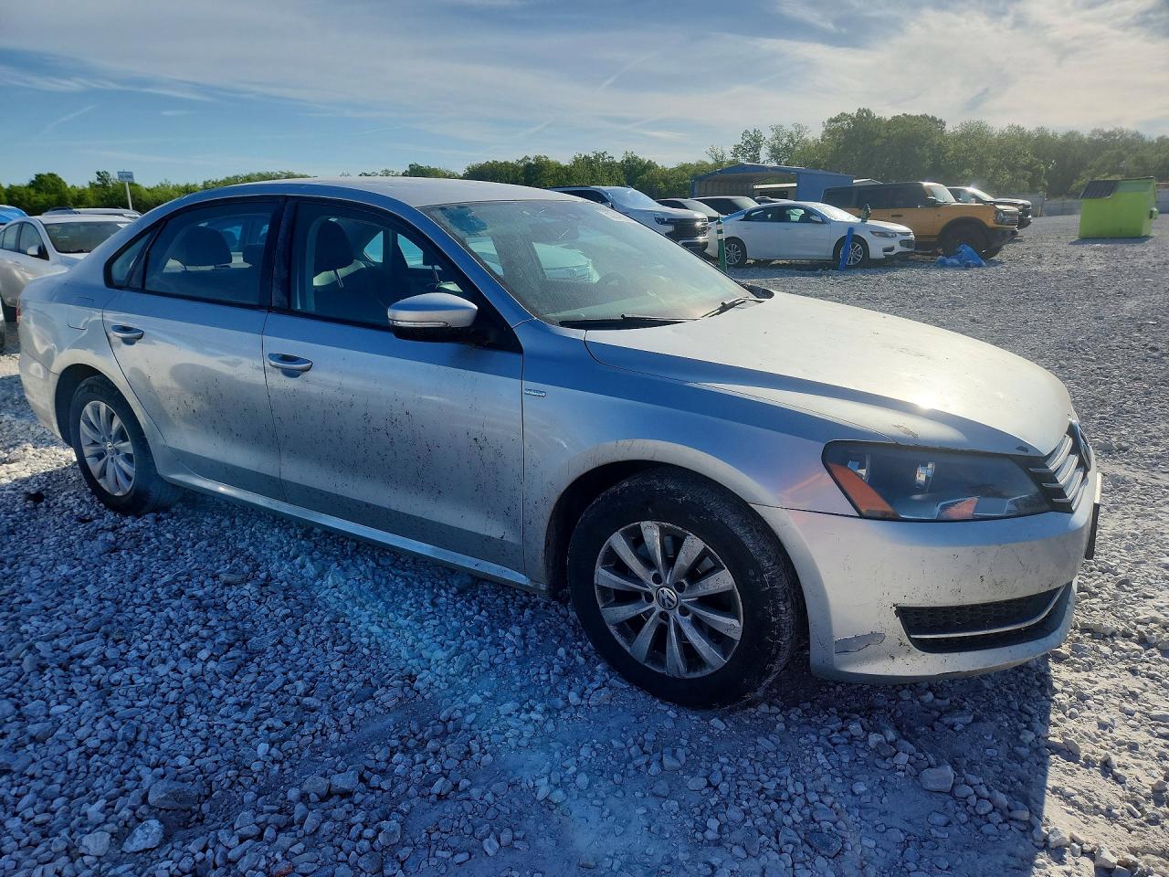 Volkswagen Passat S