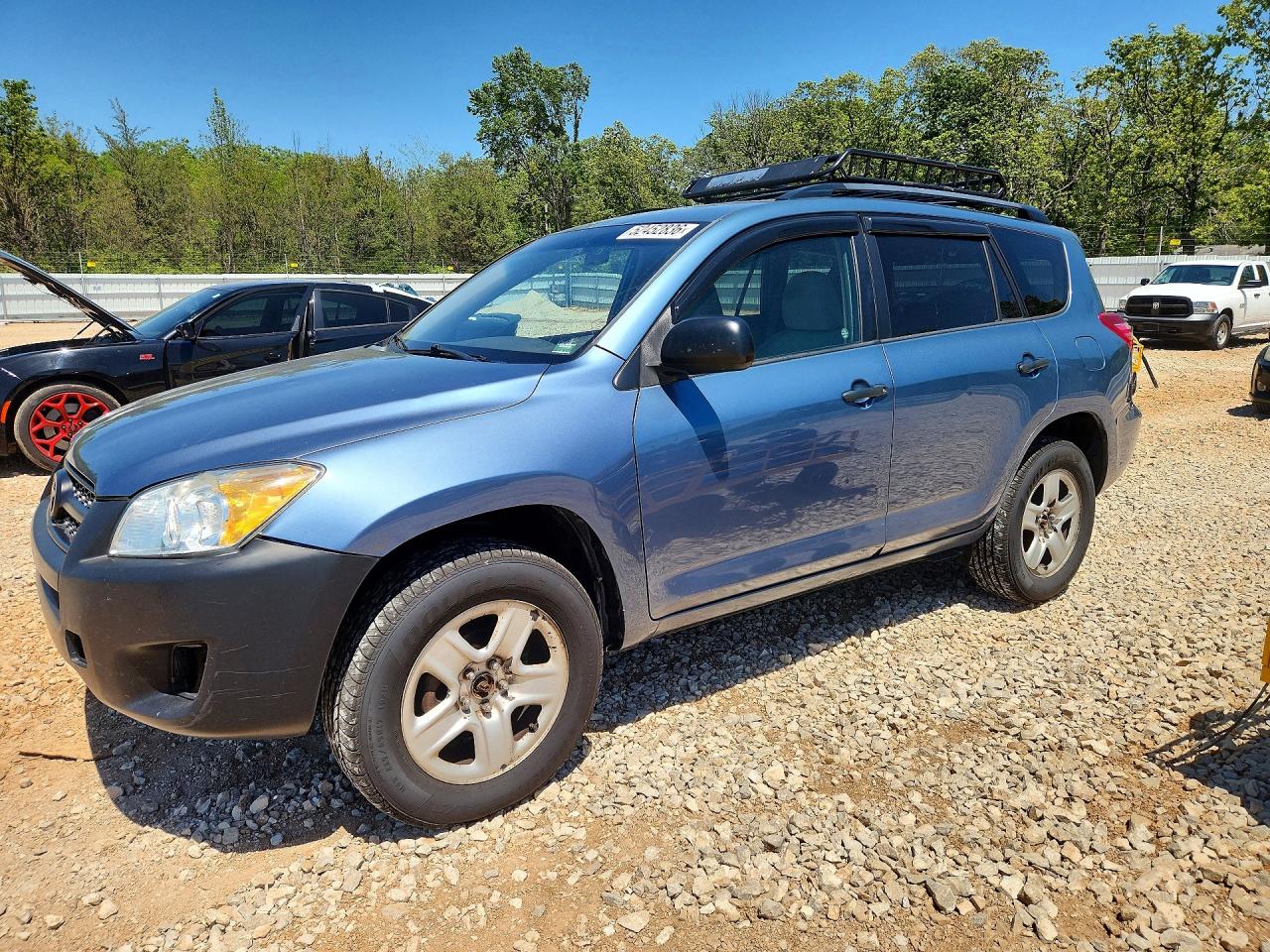 Salvage Toyota RAV4 Image