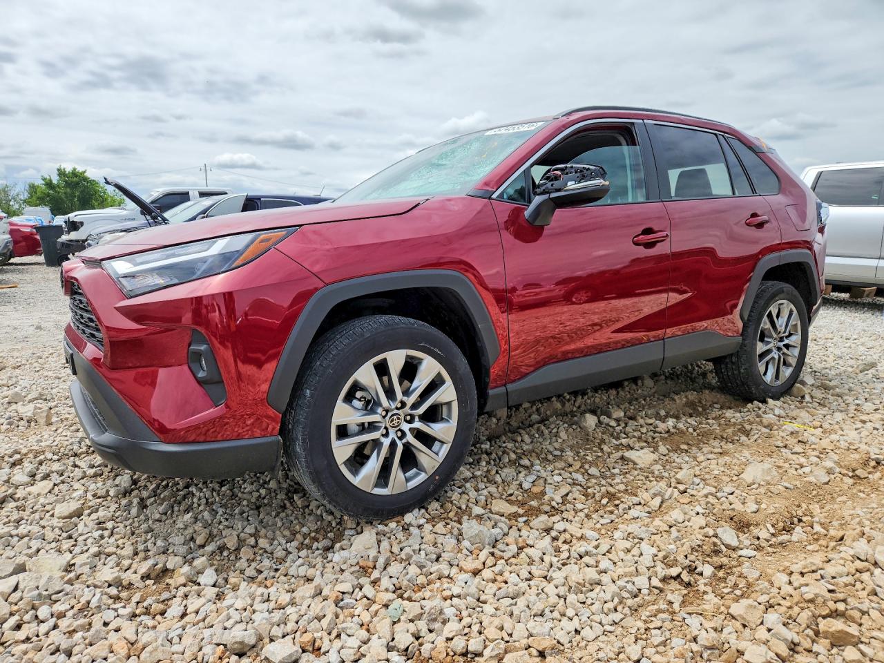 Salvage Toyota RAV4 Image