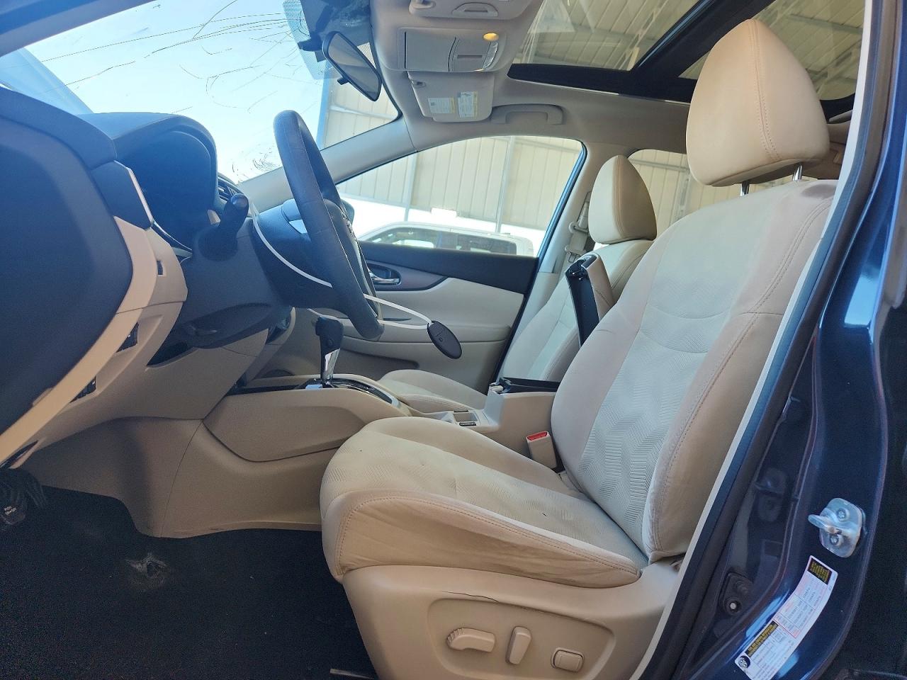 Nissan Rogue Sv