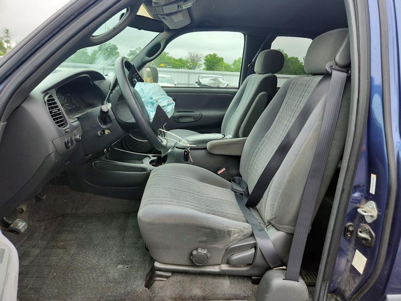 Toyota Tundra Access Cab Sr5