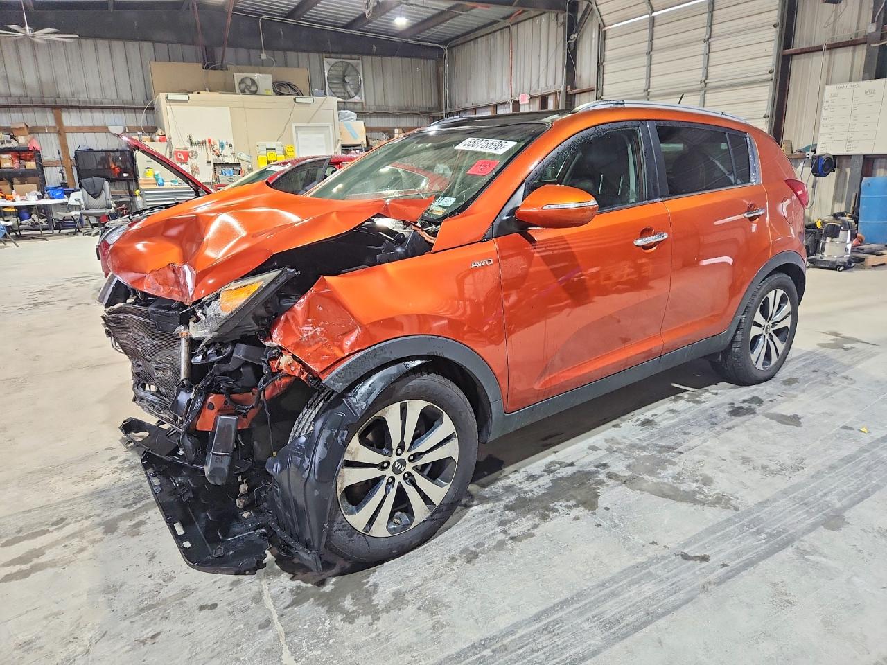 Salvage Kia Sportage Image
