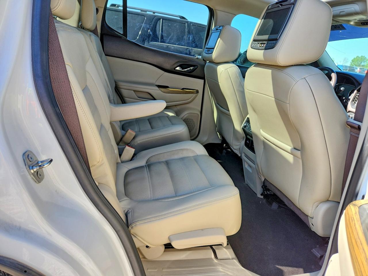GMC Acadia Denali