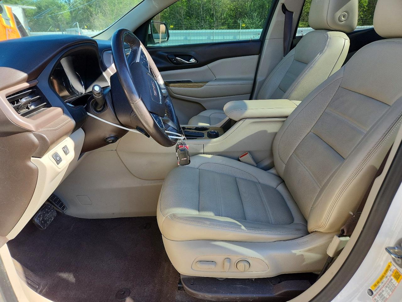 GMC Acadia Denali