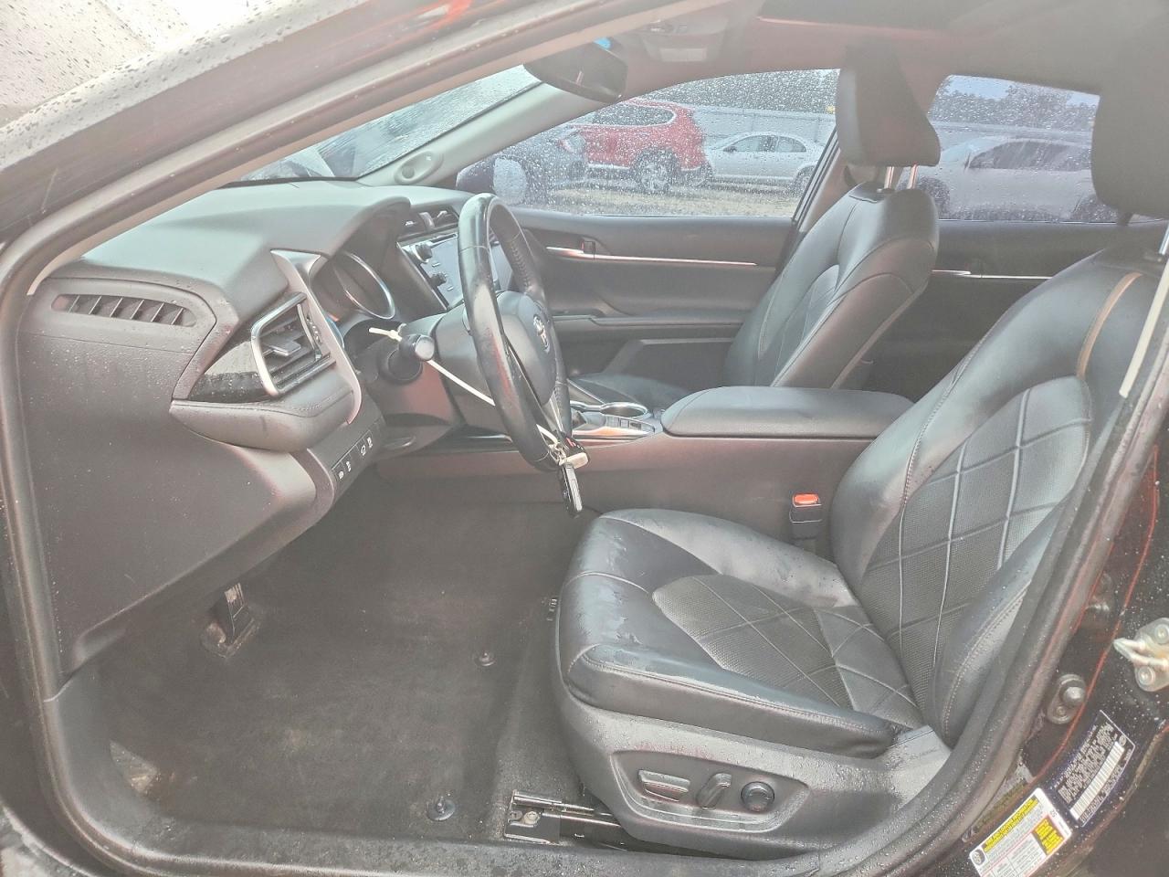 Toyota Camry Xle