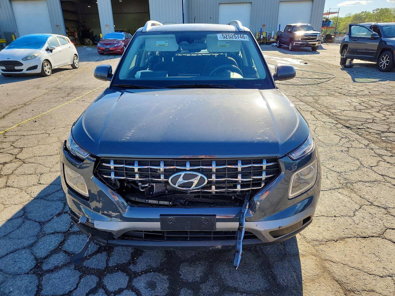 Hyundai VENUE Sel