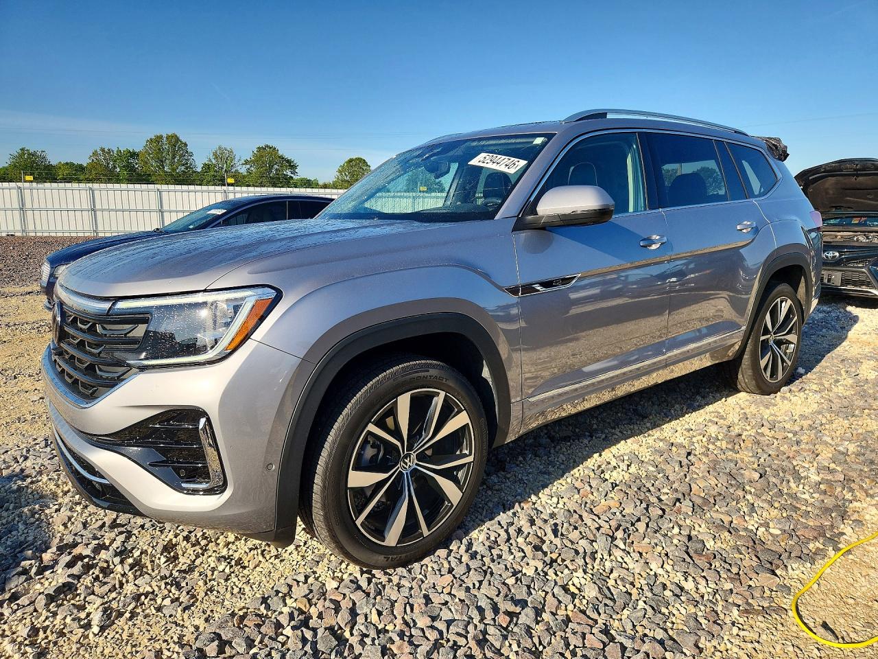 2024 Volkswagen Atlas 1V2FR2CA6RC******