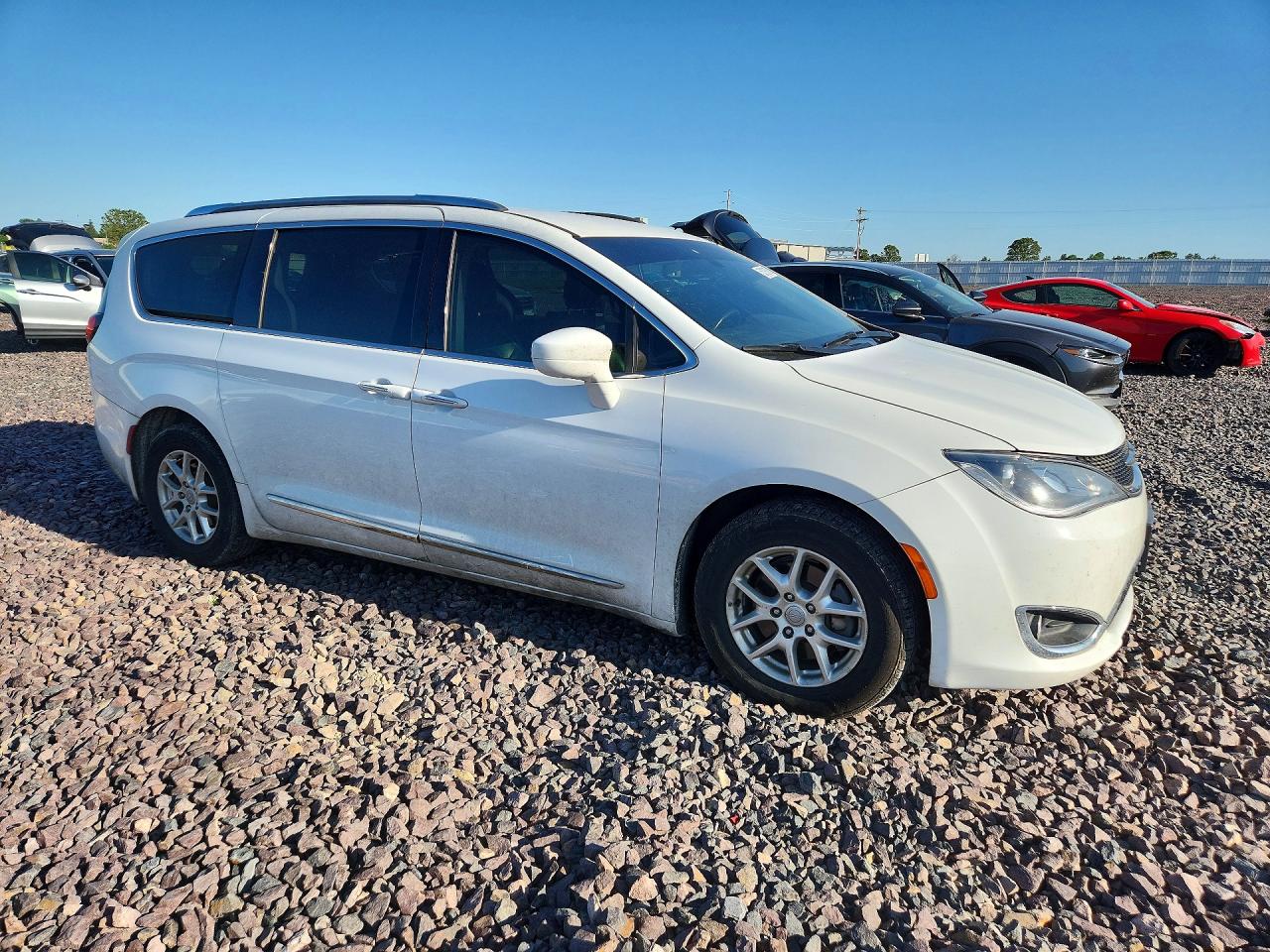 Chrysler Pacifica Touring L