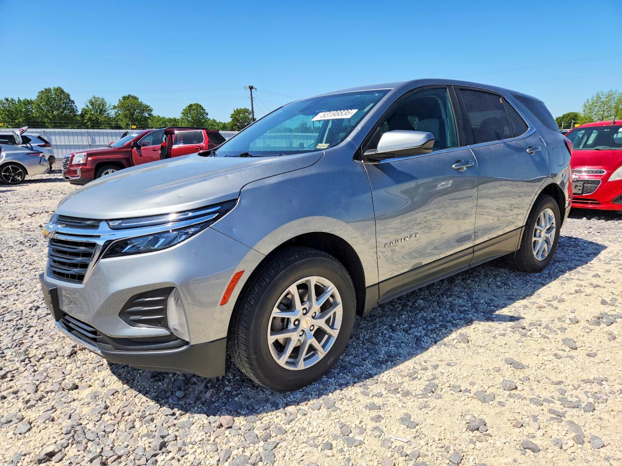 Salvage Chevrolet Equinox Image