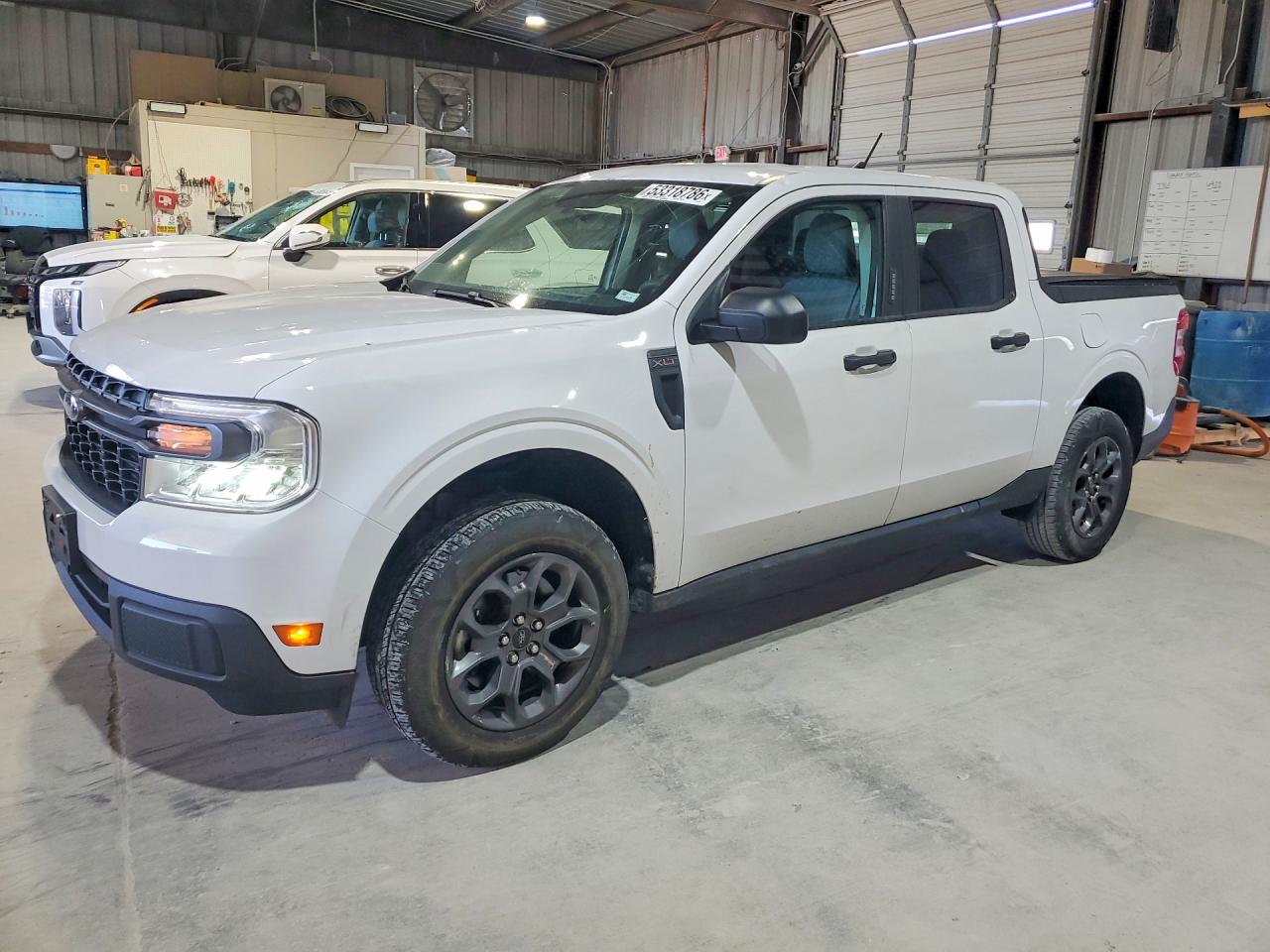 Salvage Ford Maverick Image