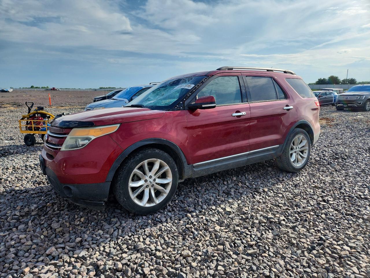 Salvage Ford Explorer Image