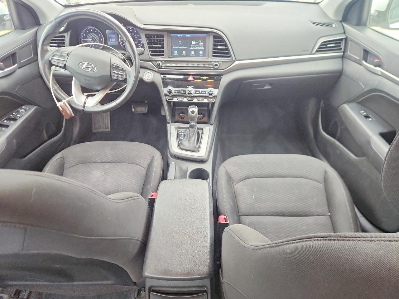 Hyundai ELANTRA Value Edition