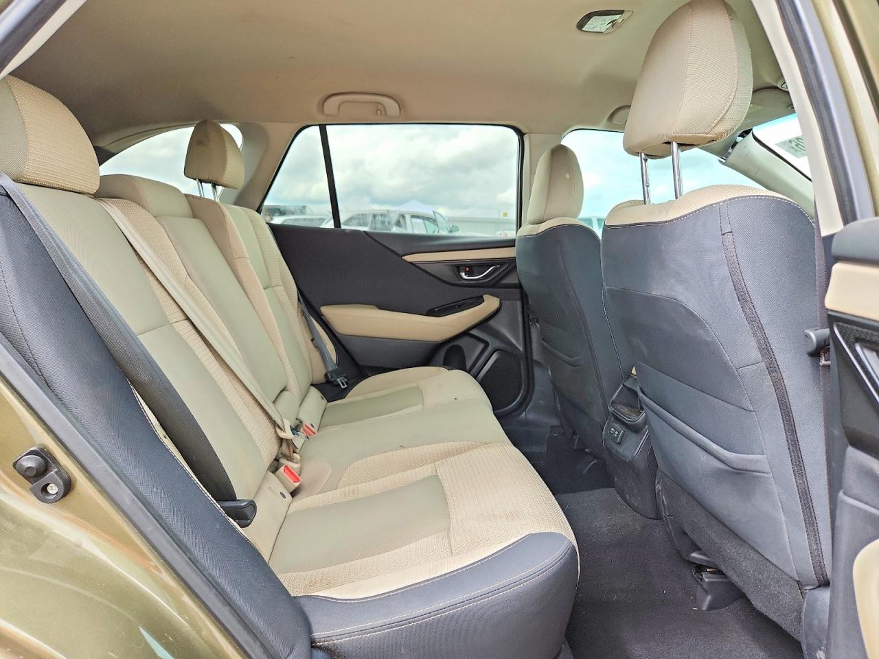 Subaru Outback Premium