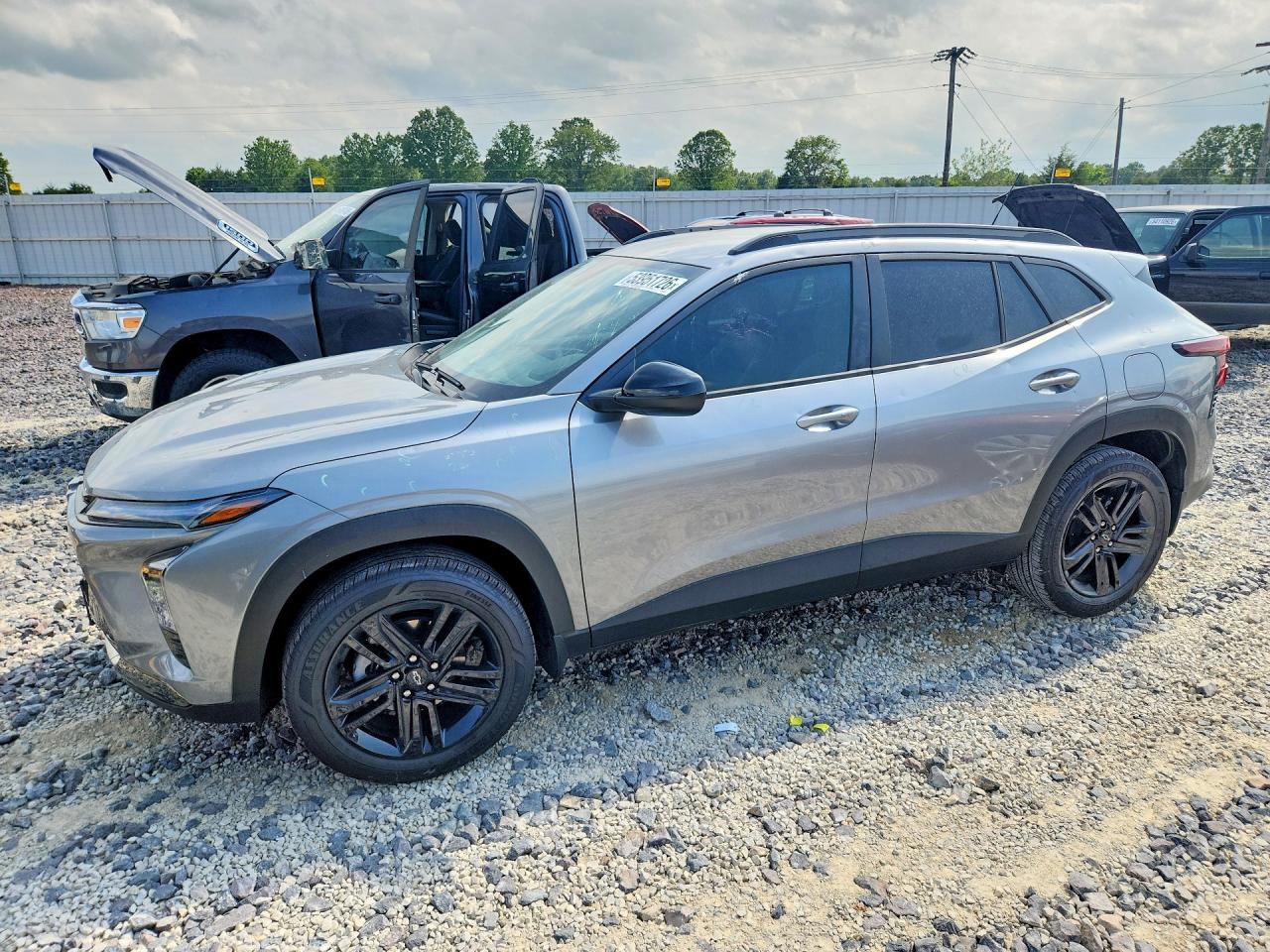 Salvage Chevrolet Trax Image