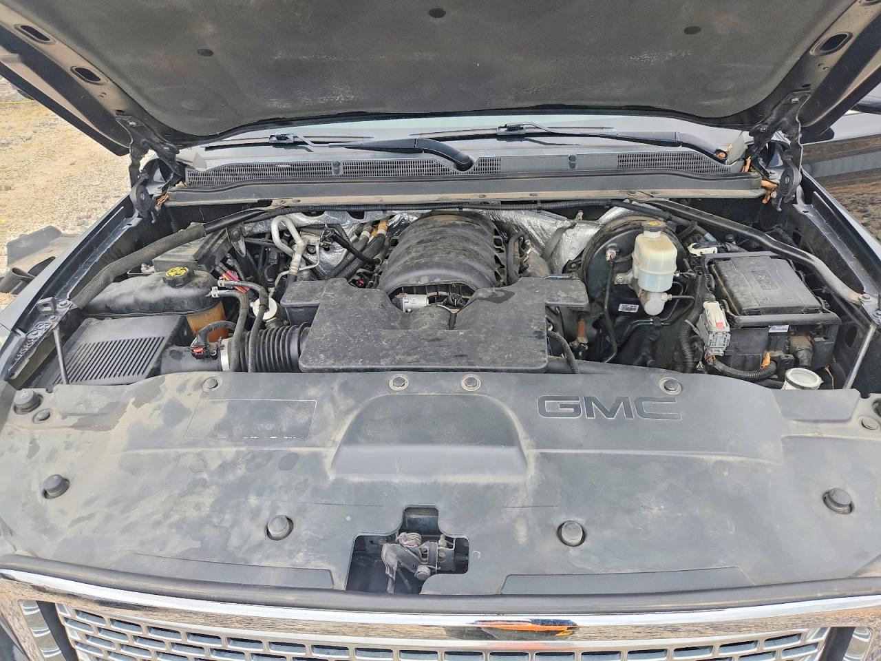 GMC Yukon Denali