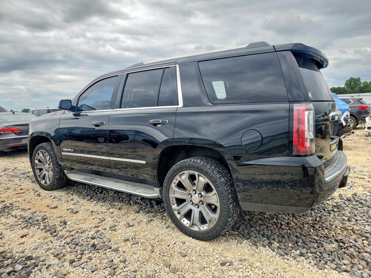 GMC Yukon Denali