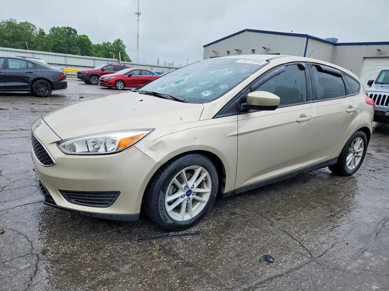 Salvage Ford Focus Image