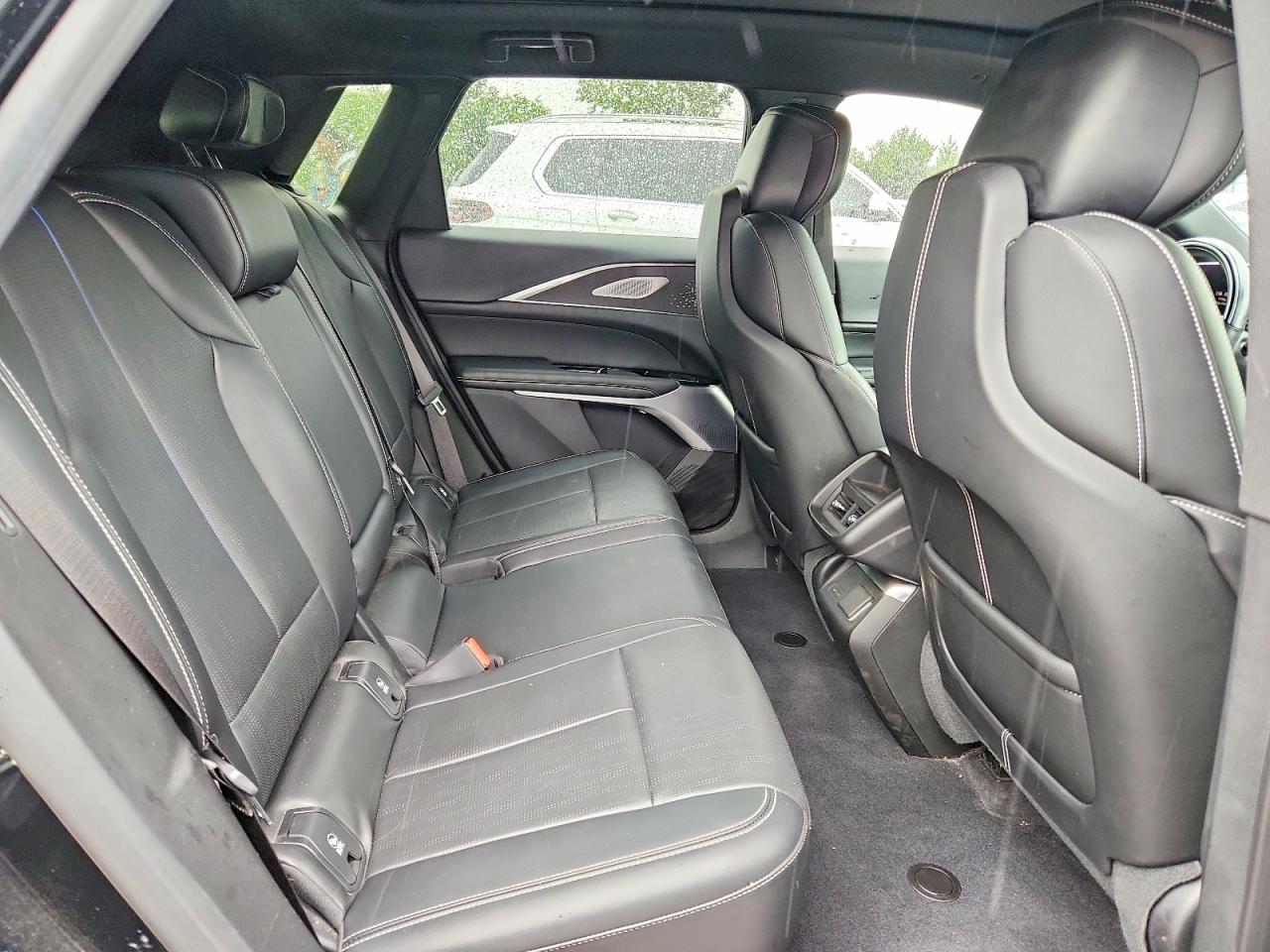 Cadillac LYRIQ Luxury